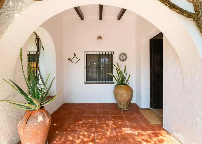 Casa Alba Garden & Calm Ii Sitges