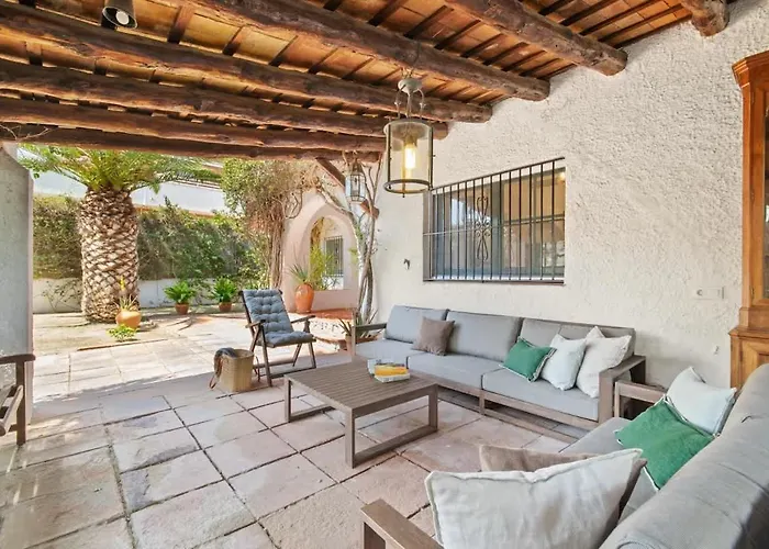 Casa Alba Garden & Calm Ii Vakantiehuis Sitges